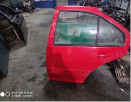 Volkswagen Polo 2005 sol arka kapı kırmızı